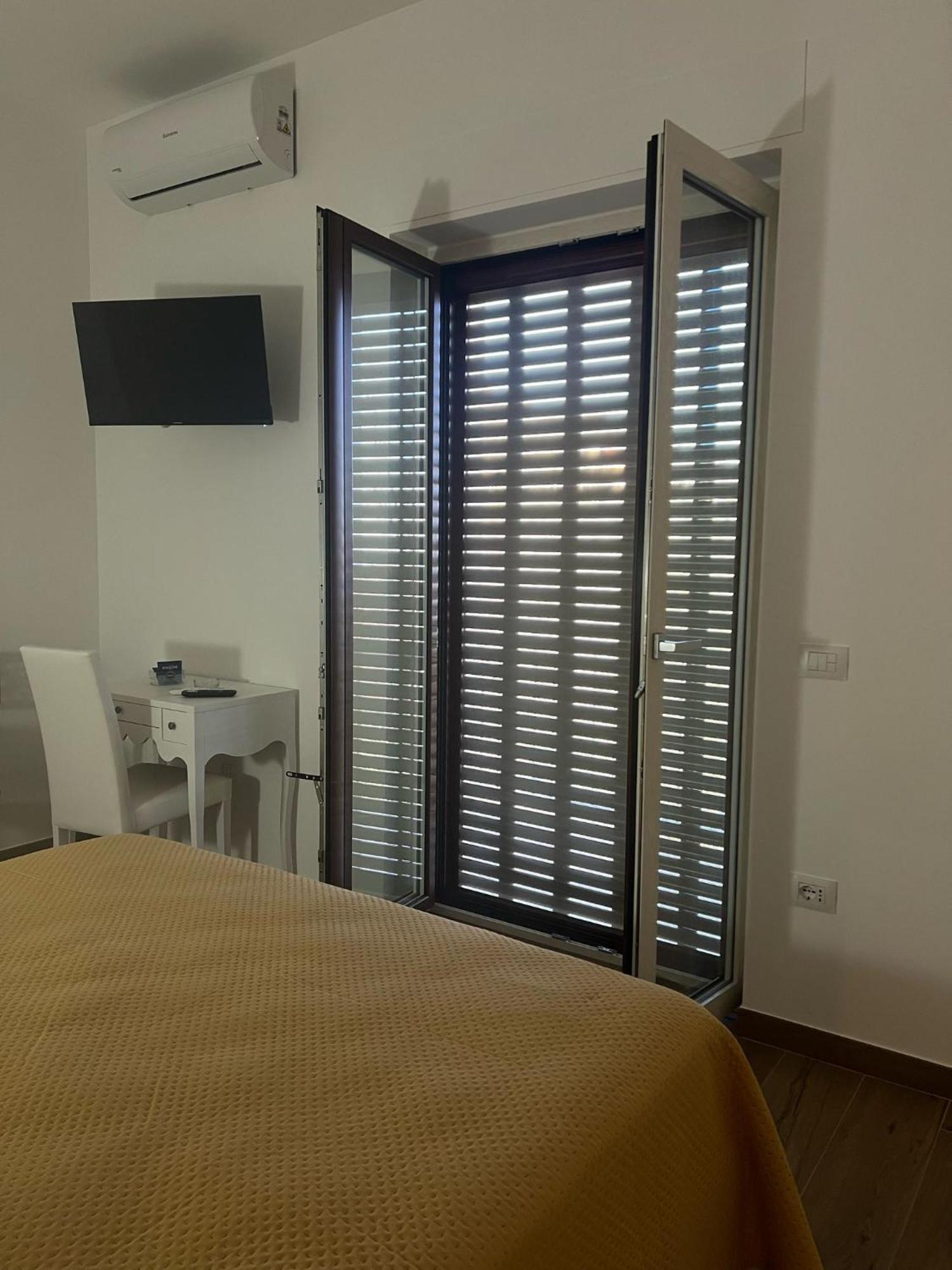 Dente Di Leone Hotel San Mauro Cilento Buitenkant foto