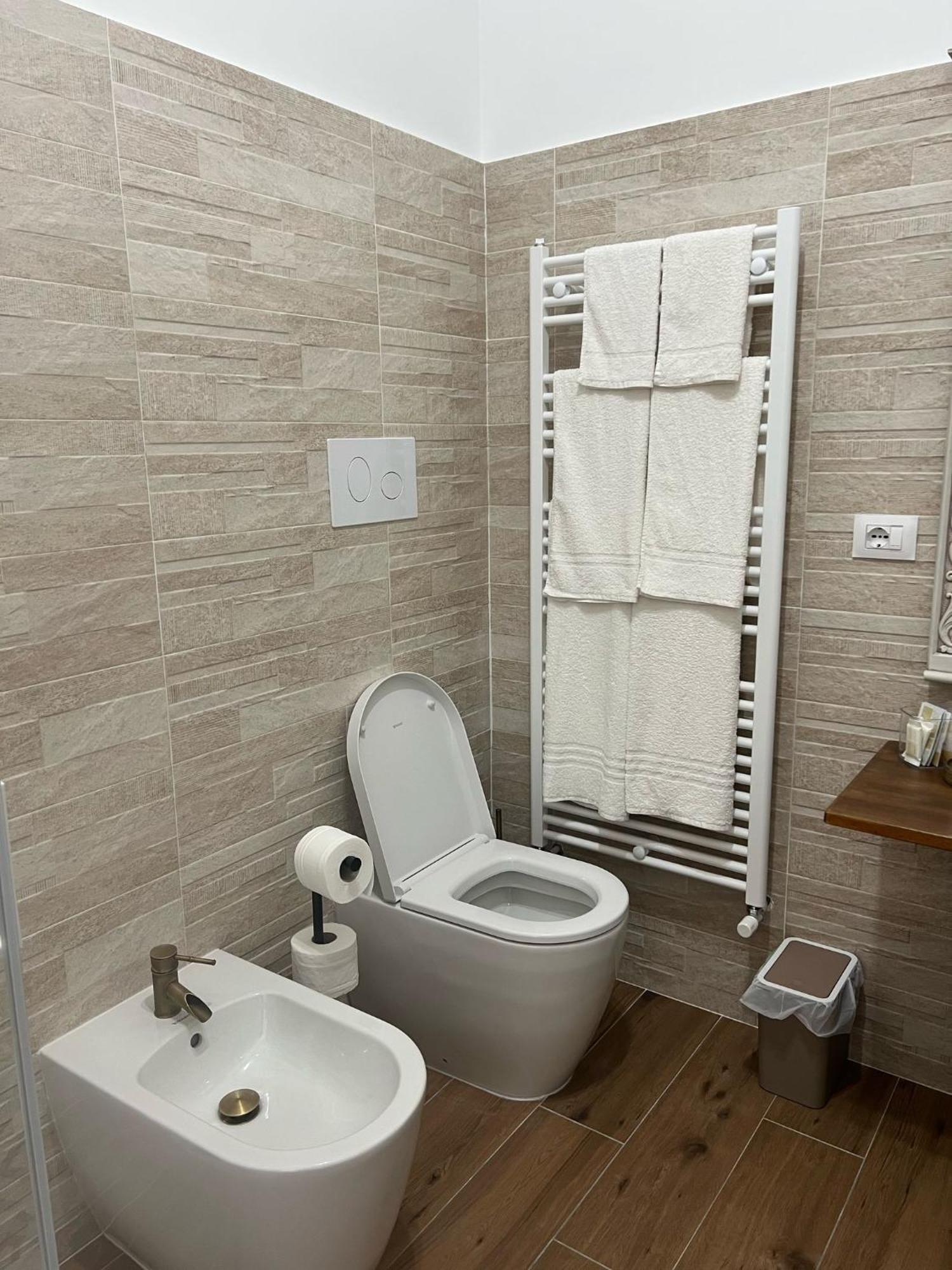Dente Di Leone Hotel San Mauro Cilento Buitenkant foto