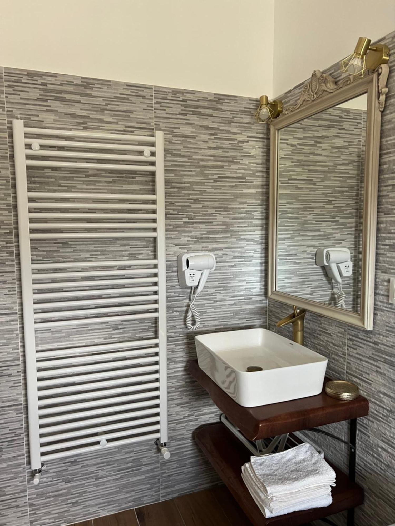 Dente Di Leone Hotel San Mauro Cilento Buitenkant foto